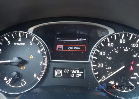 2015 Nissan Altima 2.5 S z USA, uszkodzony, nr VIN 1N4AL3AP5FN353439